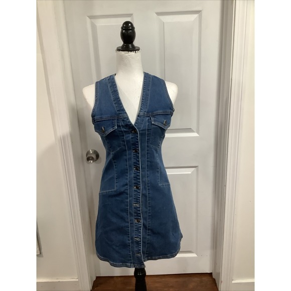 Free People Dresses & Skirts - Free People Wandering Star Denim Mini Dress Size 2